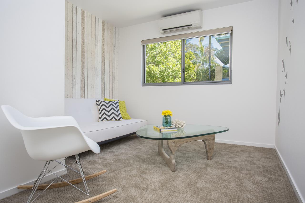 10 Hastings Street Motel Noosa Heads Exterior photo